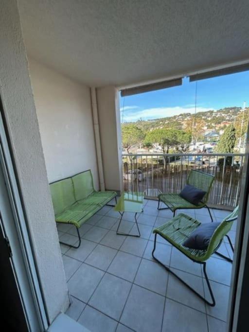 Superbe Appartement Bord De Mer Saint-Mandrier-sur-Mer Exterior photo