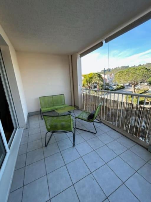 Superbe Appartement Bord De Mer Saint-Mandrier-sur-Mer Exterior photo